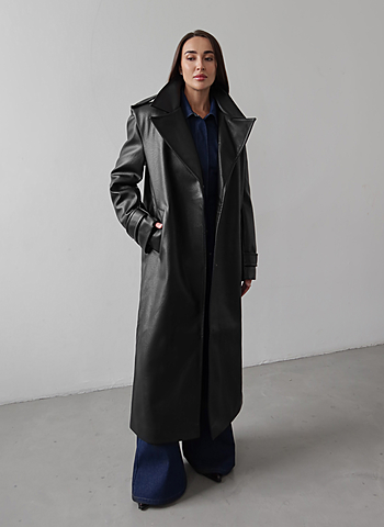 Утепленный тренч с акцентным плечом 027 Черный