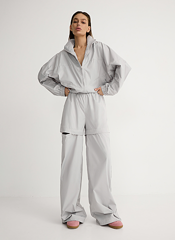 Бомбер и брюки-шорты из плащевой ткани Серый