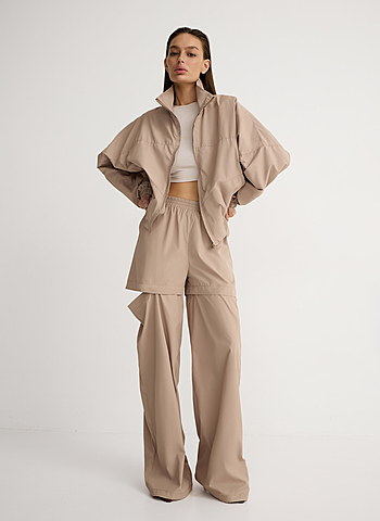 Бомбер и брюки-шорты из плащевой ткани Бежевый
